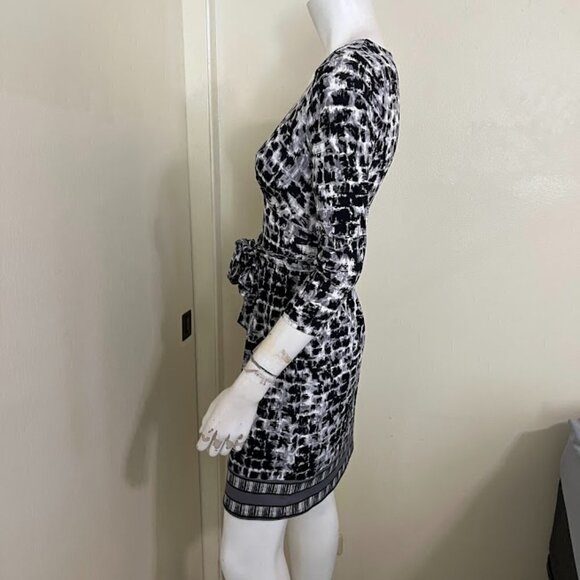 BCBGMaxazria Dress XS - Picture 3 of 4